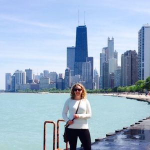 Meet your Posher, Danielle